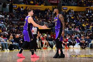 新赛季首发安排？雷迪克：我不会花太多时间在这个问题上钻牛角尖