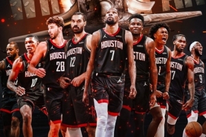 美记：火箭休赛期阵容构建倾向于前场和侧翼 忽视了后卫的深度