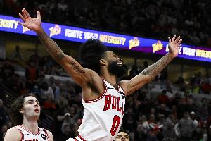 科比-怀特：篮球拯救了我 其他朋友十三四岁就开始加入帮派