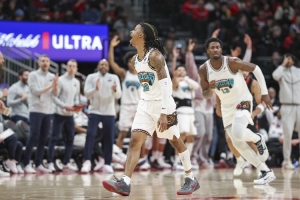 小球市场灰熊靠内部造血求存，莫兰特何时能扛旗开辟新天地？