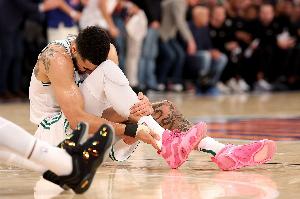 绿军为缩减成本拆队，獭兔养伤中，布朗、怀特与西蒙斯在东部实力几何？