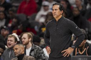 美媒报道称，斯波尔斯特拉与美国篮协的协议尚未最终敲定，预计相关决定将在本月底董事会会议后做出。