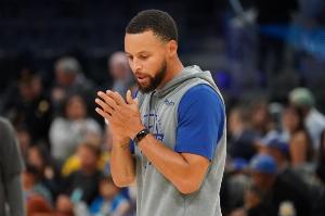 邓利维：库里至少还能再战三年 尽管外界总预测他会下滑，但事实从未如此。