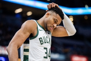 巴克利：若字母哥未能夺冠就离队，此番言论令人失望，雄鹿或将因此启动重建。