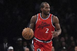 季前赛出战37分钟砍下35分，小卡赛后表示：感觉状态不错，很高兴能与队友们并肩作战。