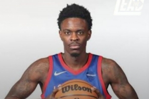 篮网官方宣布：后卫特里-罗伯茨与前锋特雷-斯科特正式加盟。