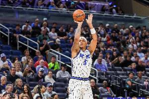 巴恩斯：魔术阵容实力大增，班凯罗新赛季有望跻身MVP候选行列。