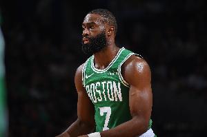 杰伦-布朗：当今比赛风格已变，联盟外存在最强球员。