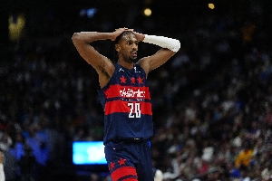 奇才囤货首轮秀完成，但球队核心问题依旧，1亿薪资空间将用于何人成焦点。